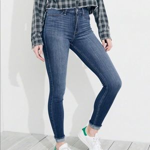 Hollister high rise jean legging